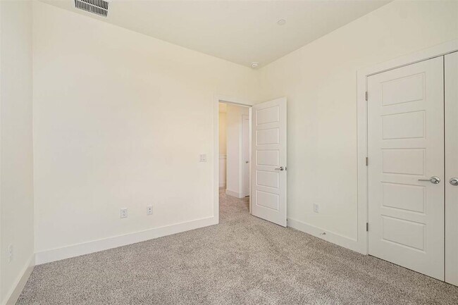Building Photo - 11202 Gadsen Ln