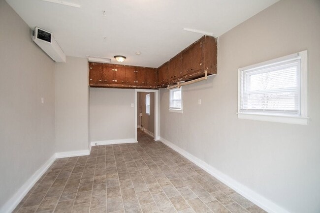 Building Photo - 3309 Mars Hill St