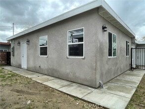 Building Photo - 45124 Redwood Ave