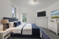 Building Photo - 5556-5558 Pocusset St