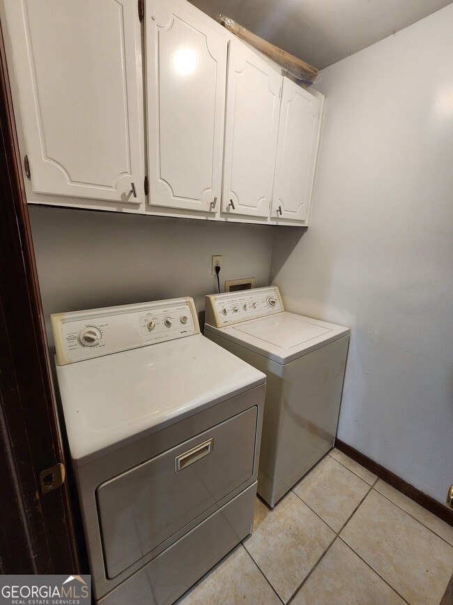 Building Photo - 3186 Quincetree Ln