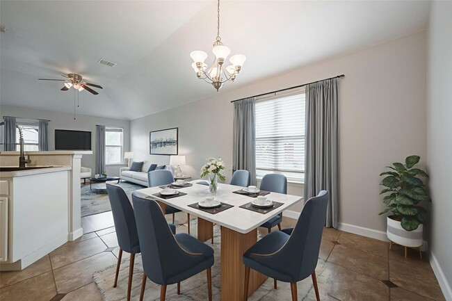 Building Photo - 6710 Waterlilly Dr