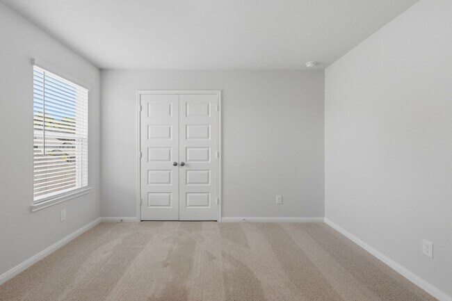 Building Photo - 2405 Bray Head Dr