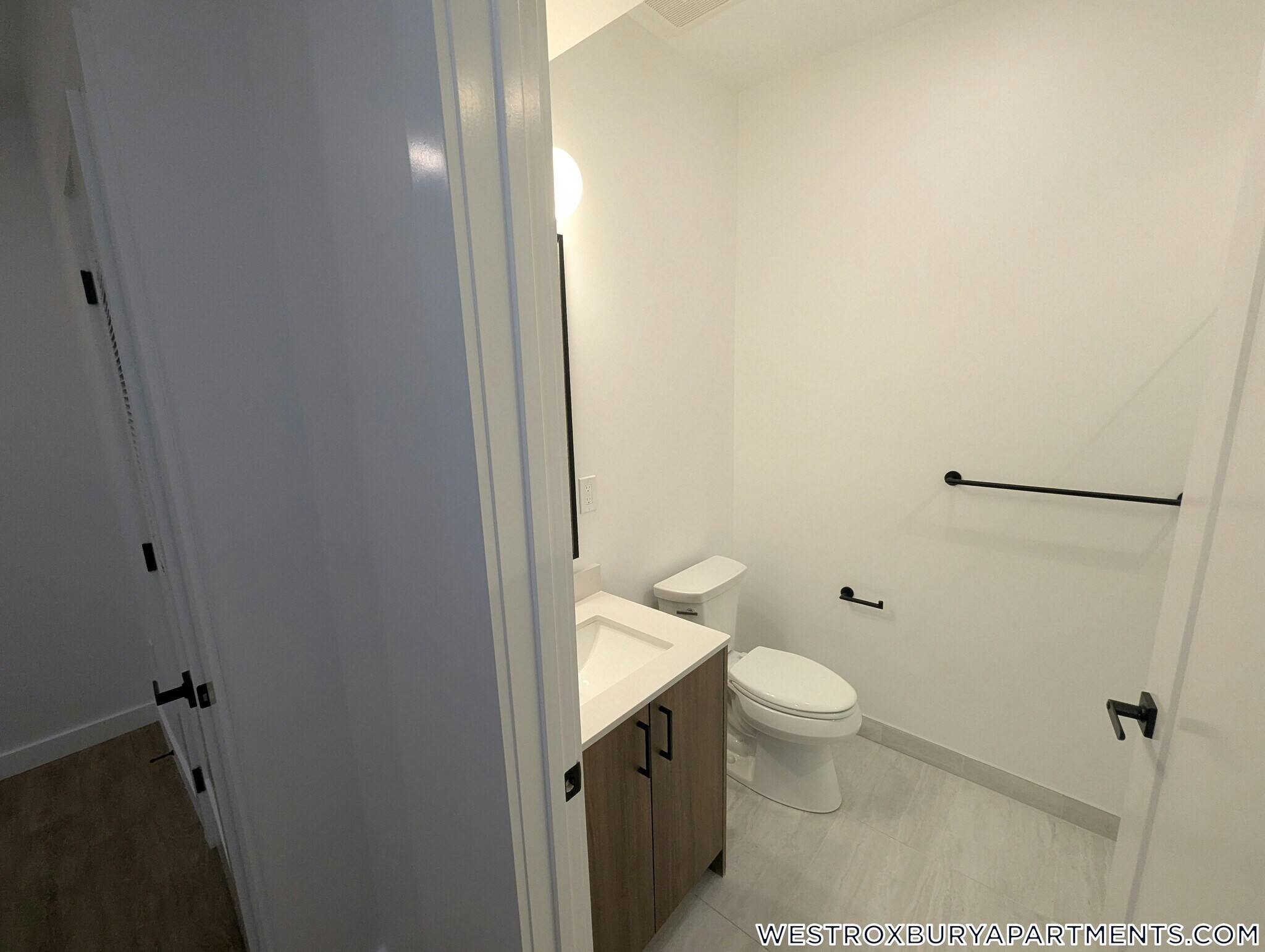 Building Photo - 199 Gardner St