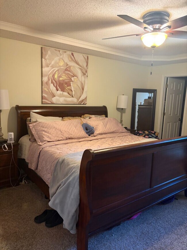 Building Photo - Highland Parkway