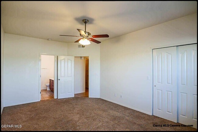 Building Photo - 1345 Fito Hernandez St