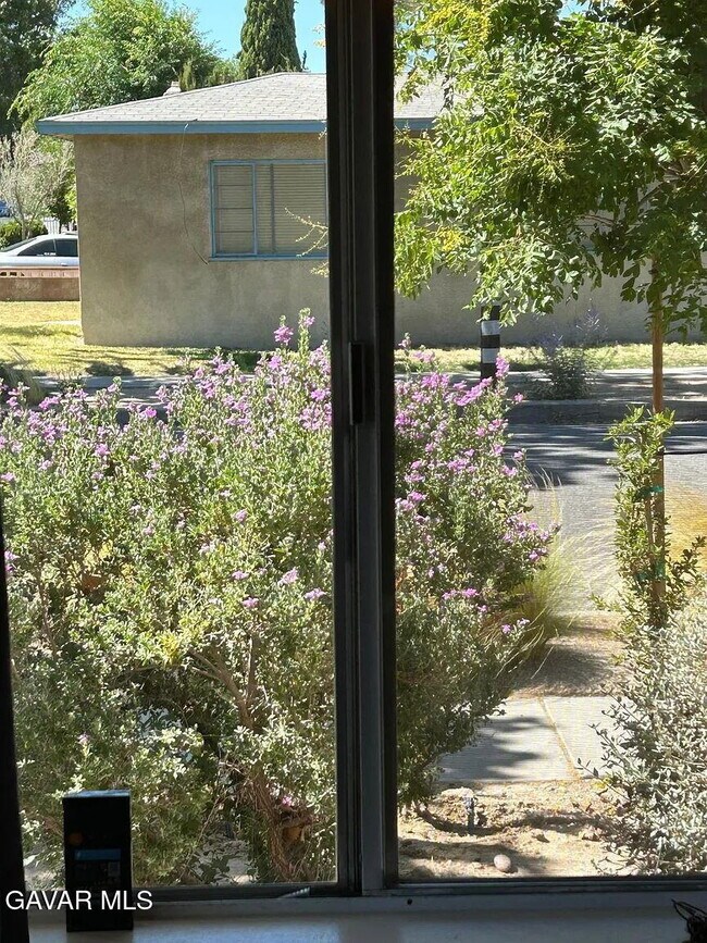 Building Photo - 44701 Fig Ave