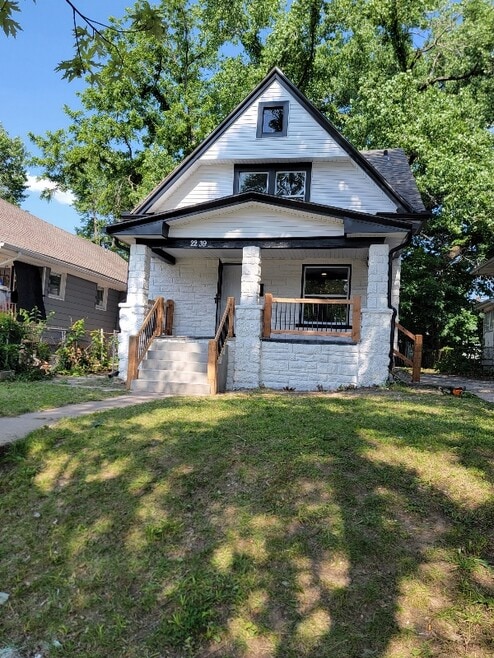 Building Photo - 2239 Denver Ave