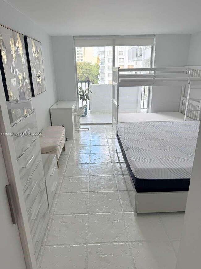 Building Photo - 2750 NE 183rd St