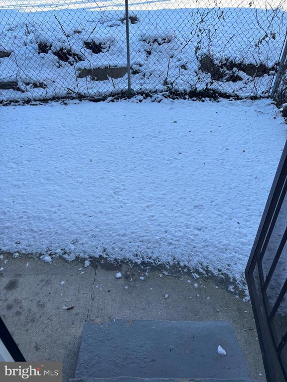 Building Photo - 2250 N Lambert St