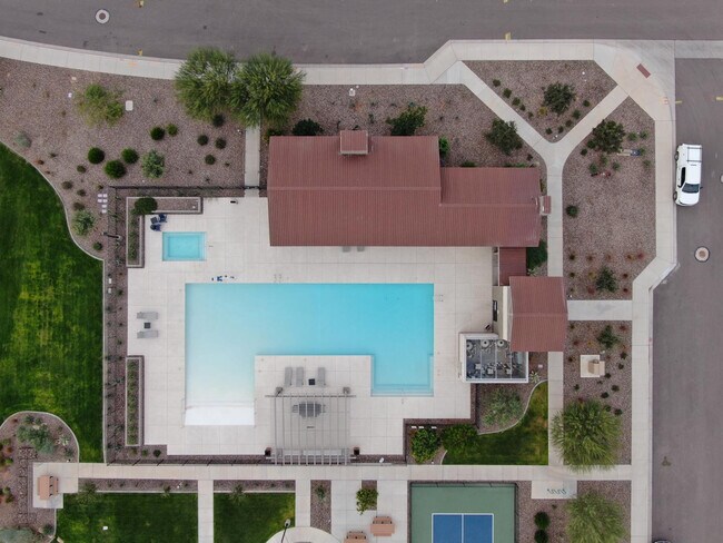 Building Photo - 19090 N Silver Dog Way