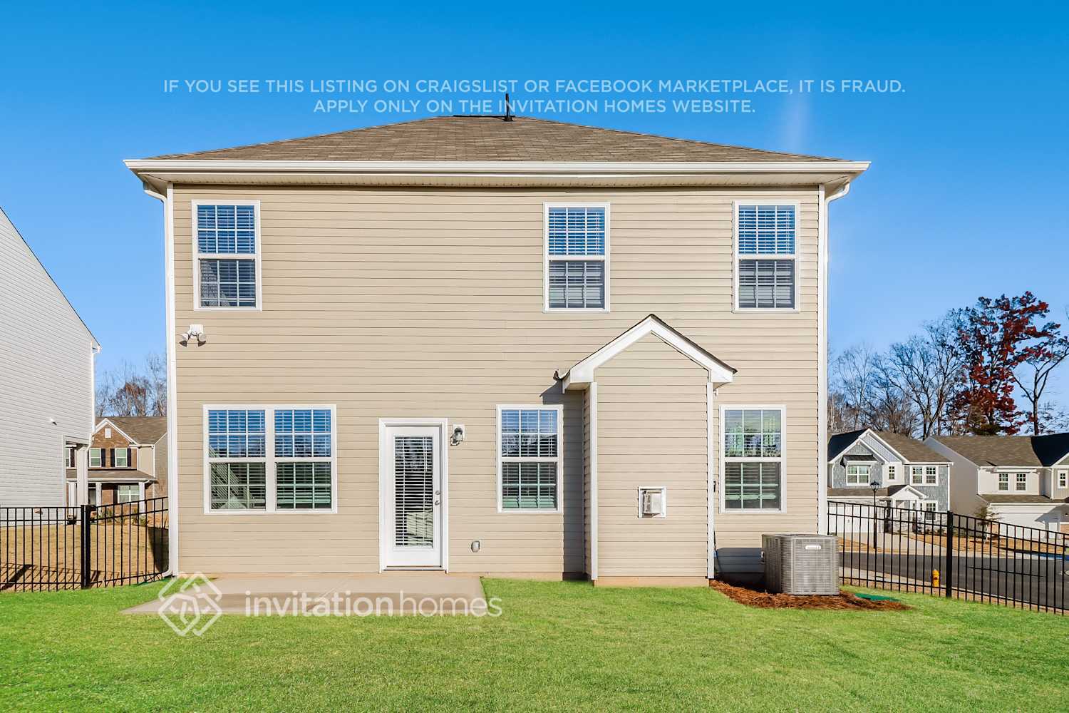 Building Photo - 411 Kennerly Ctr Dr