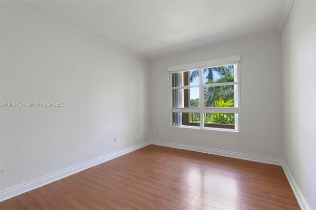 Building Photo - 703 Crandon Blvd