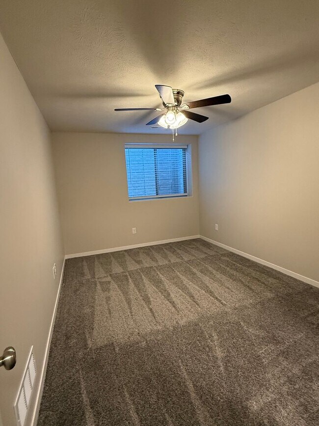 Building Photo - Brand New 2 bed/2.5 bath ranch townhome