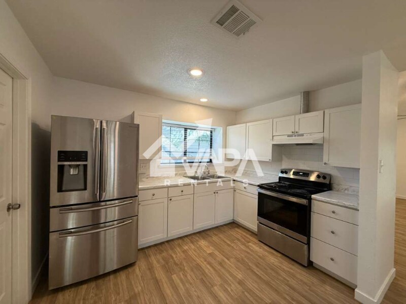 Building Photo - 10038 Raven Field Dr