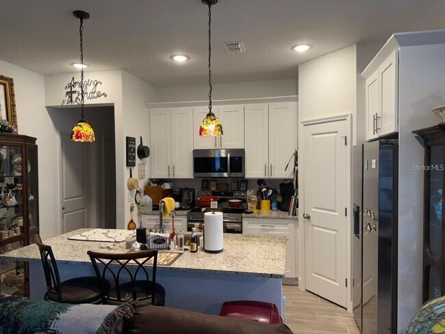 Building Photo - Tuscany Preserve Home. Lawn care, Cable and Internet included.