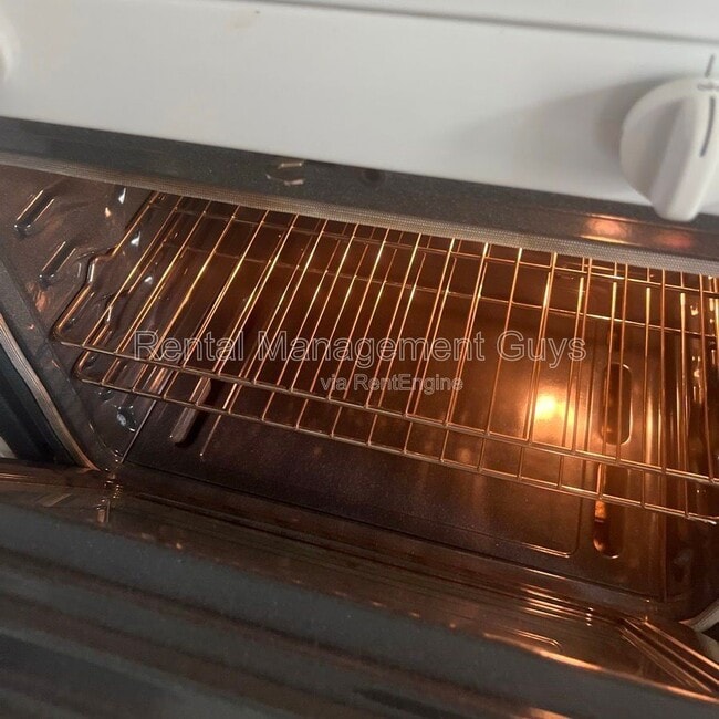 Building Photo - 1015 N Humboldt Ave