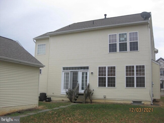 Building Photo - 48 Battlefield Dr