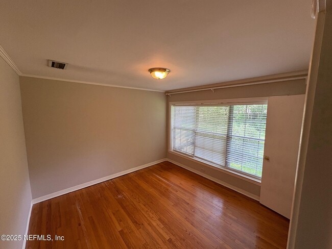 Building Photo - 4321 Sherwood Rd