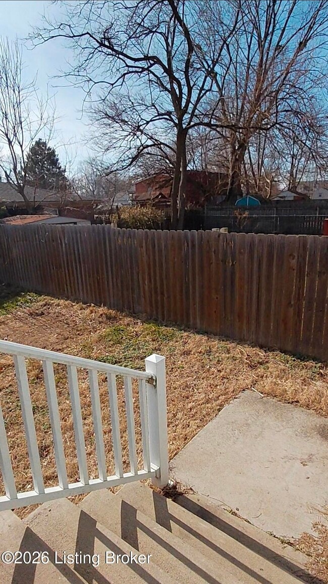 Building Photo - 2414 Landrum Ave