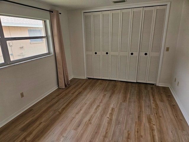 Building Photo - 8040 Canterbury Cir