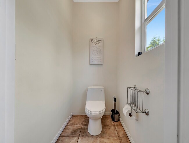 Building Photo - 19301 Lavi Ct