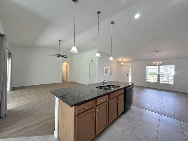 Building Photo - 37 Lewis Shire Pl