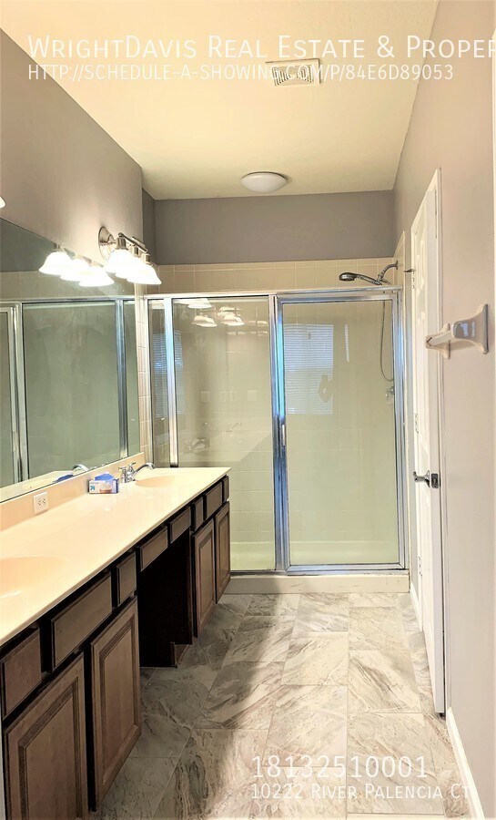 Building Photo - 10222 River Palencia Ct