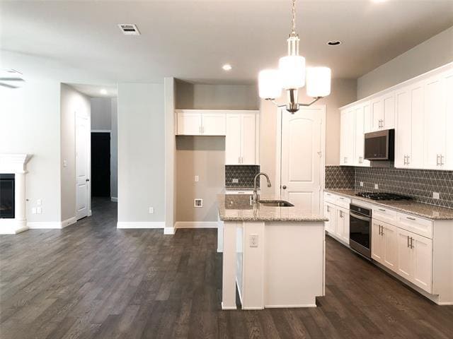 Building Photo - 17644 Bottlebrush Dr