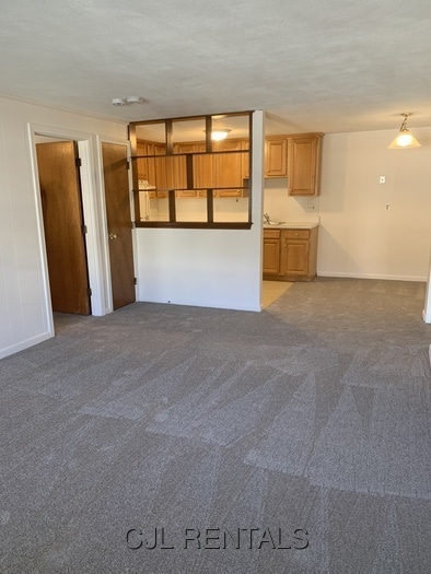 Building Photo - 4 Viking Ct