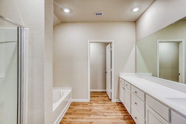 Building Photo - 8212 Sunberry Shadow Dr