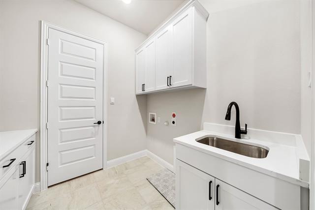 Building Photo - 2300 Fairwater Mews