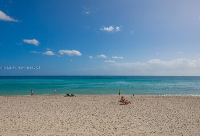Building Photo - 3725 S Ocean Dr