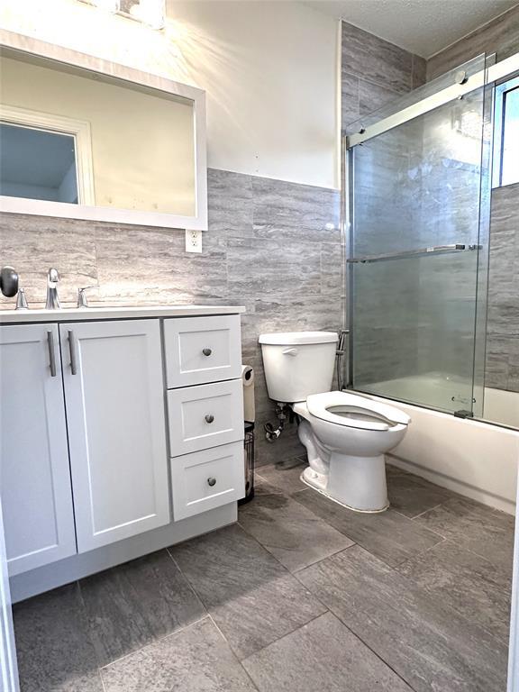 Building Photo - 6914 La Violetta Dr