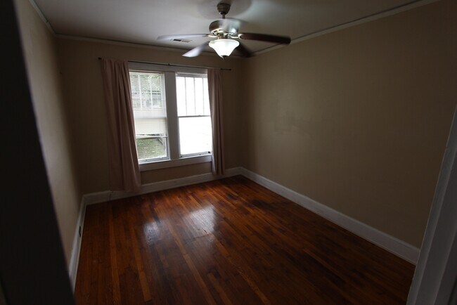 Building Photo - 234 Saluda St