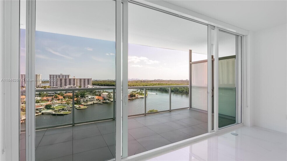 Building Photo - 400 Sunny Isles Blvd