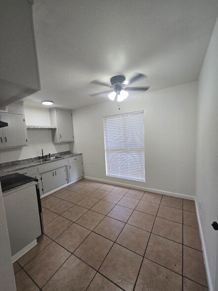 Building Photo - 3901 Soranno Ave