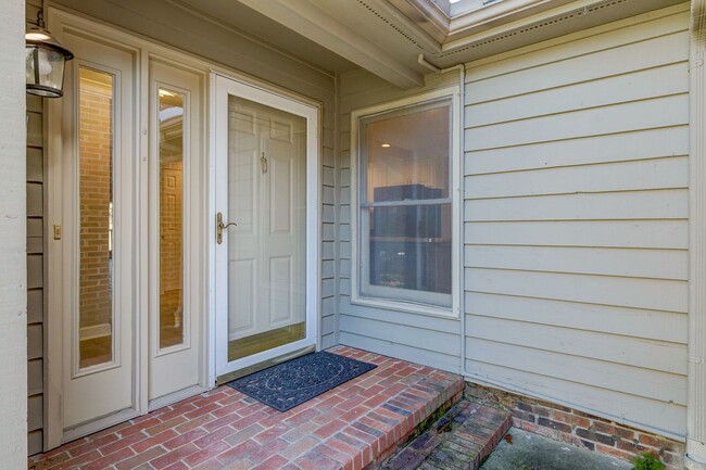 Building Photo - # Serene Living Near Travelers Rest