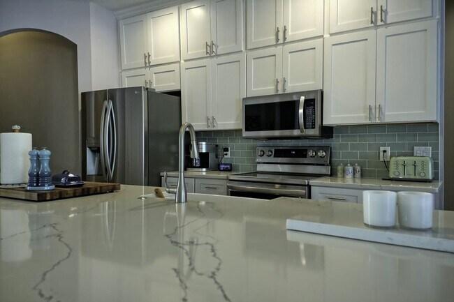 Building Photo - Executive Home in Dr. Phillips