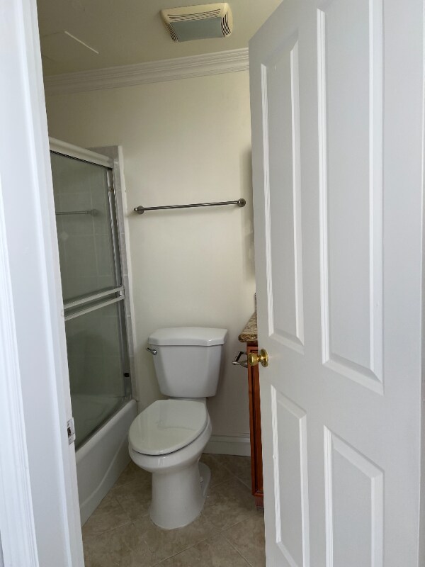 Building Photo - 6107 Romaine