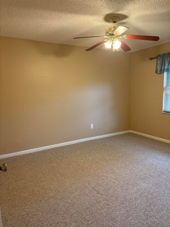 Building Photo - 21500 Cypress Hammock Dr