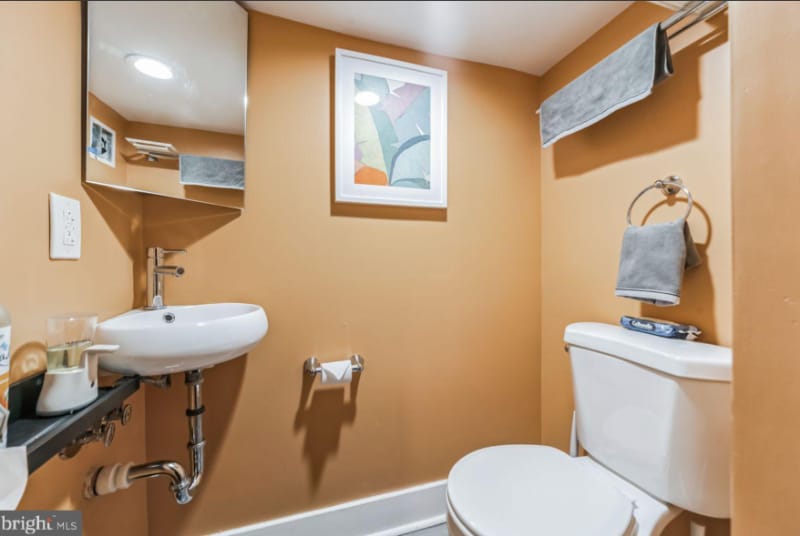 Building Photo - 2632 Gerritt St