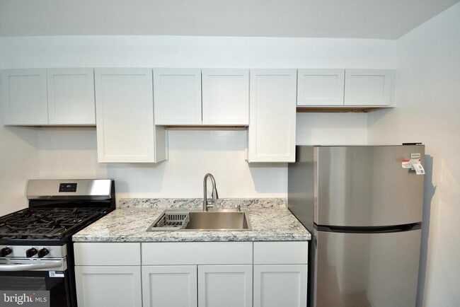 Building Photo - 1302 Belle View Blvd