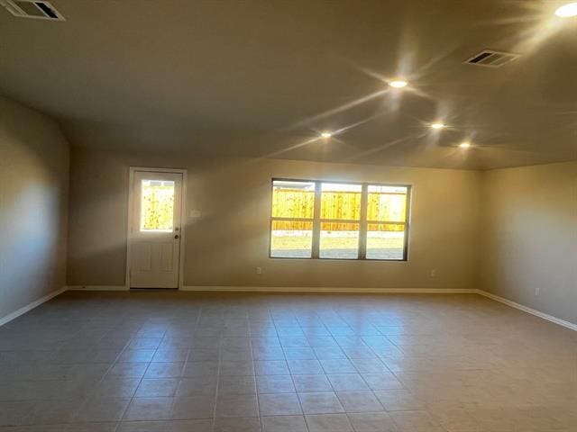 Building Photo - 552 Meadow Run Dr