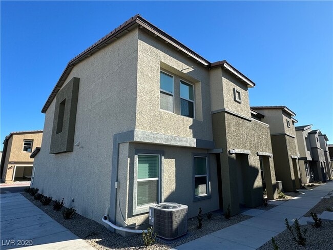 Building Photo - 9917 Marigold Hls St