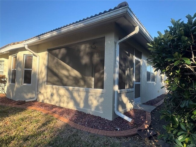 Building Photo - 1063 Topelis Dr