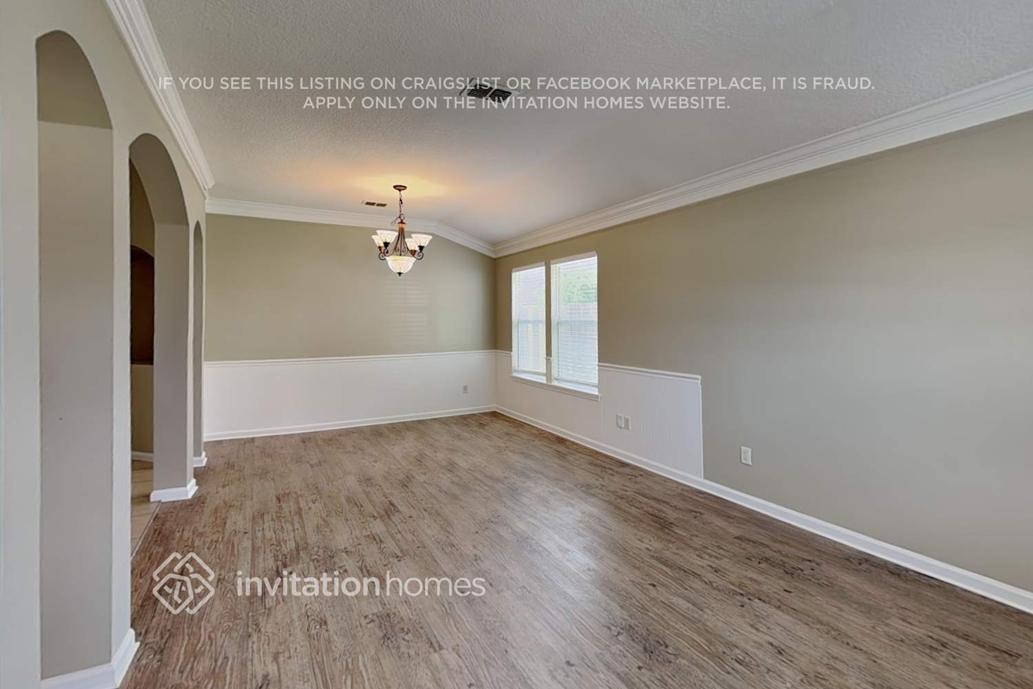 Building Photo - 1033 Dunstable Ln