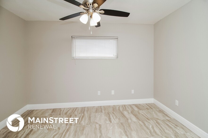 Building Photo - 448 E Highland St