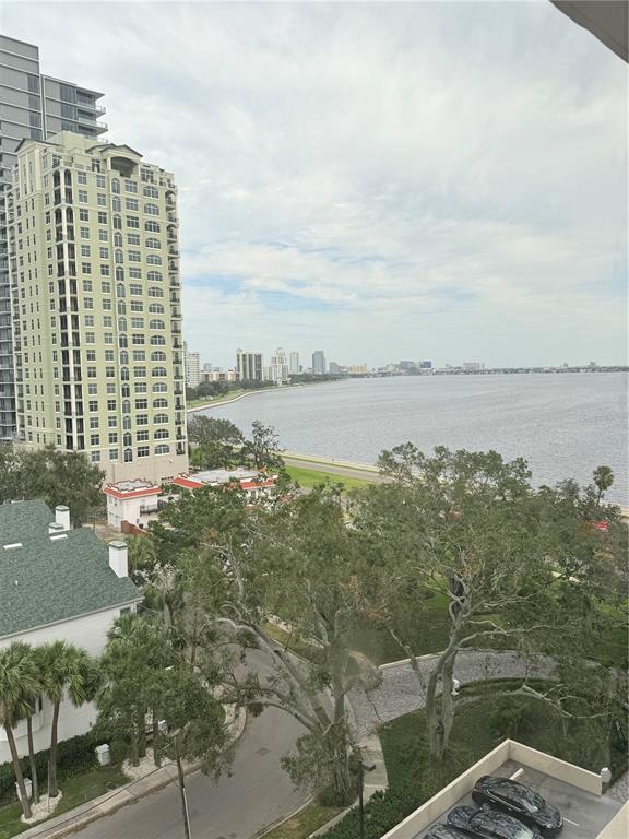 Building Photo - 3301 Bayshore Blvd