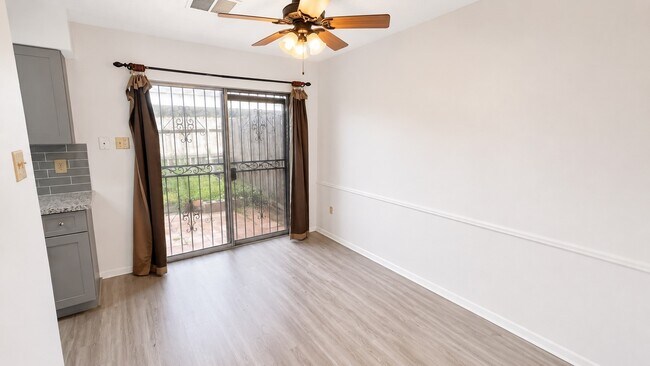 Building Photo - 11685 Alief Clodine Rd